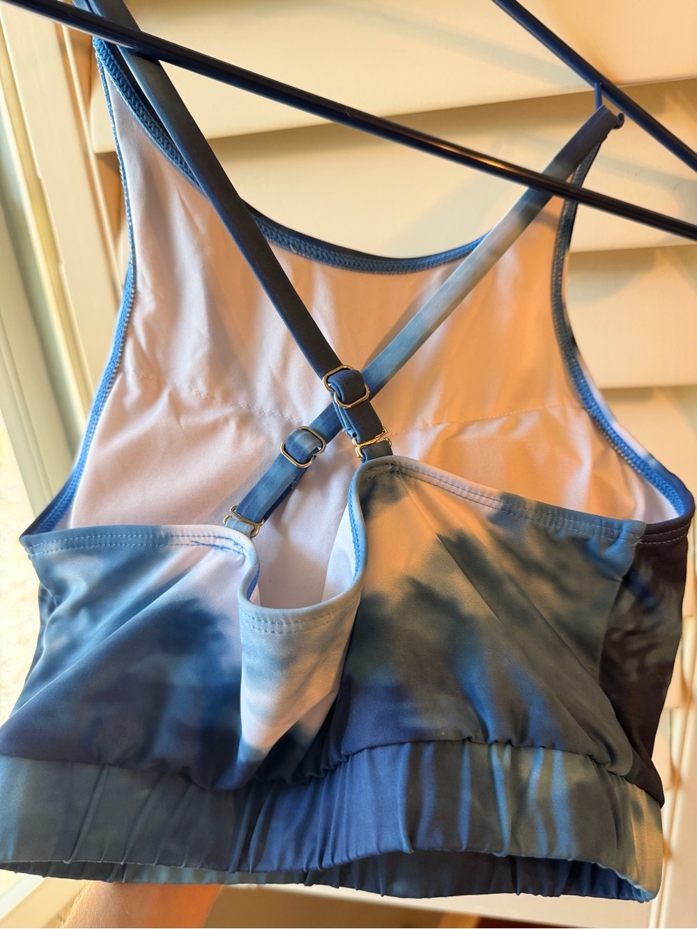 Size small - Picture 2 of 3